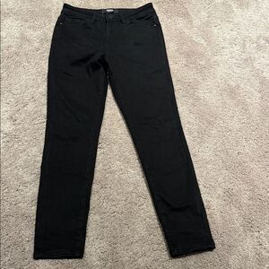 Mica High Rise black skinny denim! Size 27 stretchy. Like new condition
